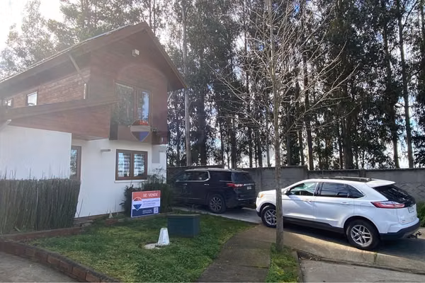 Casa remodelada con quincho, alto mirasur temuco