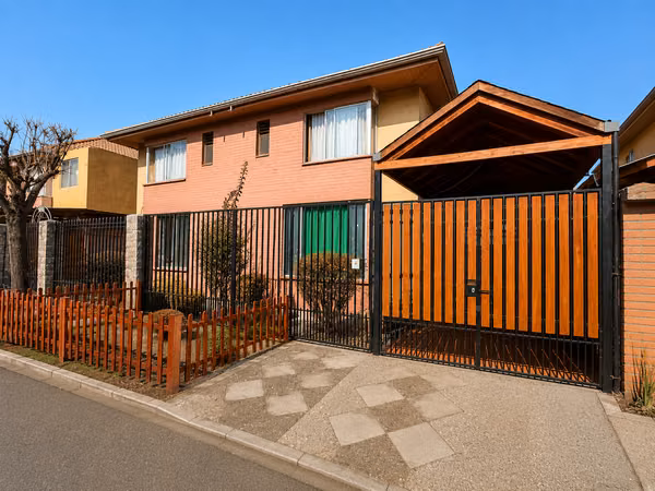 SE VENDE CASA EN LOS ALTOS DE QUILICURA