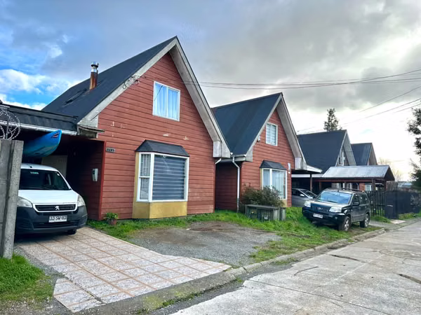 CASA FAMILIAR EN EXCELENTE SECTOR BOSQUE ENTRE RÍOS