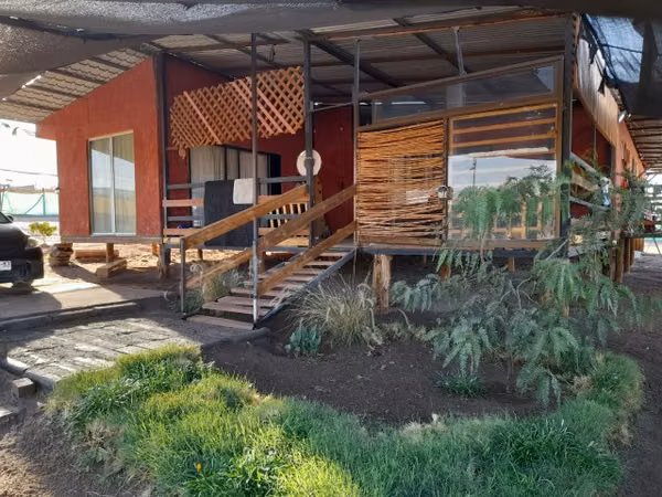 Venta de parcela con casa en Altos de Miraflores – Pica.