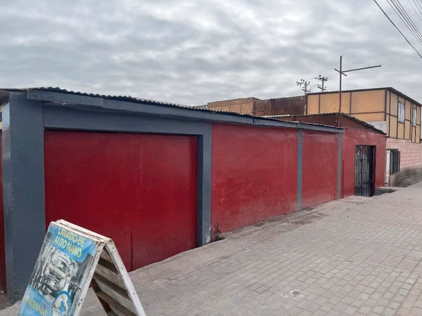 Venta casa  Esquina cancha rayada 160 MT2
