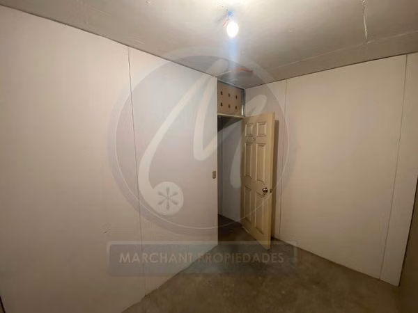 Bodega en arriendo – Edificio Puerto Playa Ancha