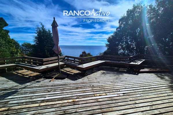 Casa 4D2B con vista y acceso lago en arriendo, Puerto Varas