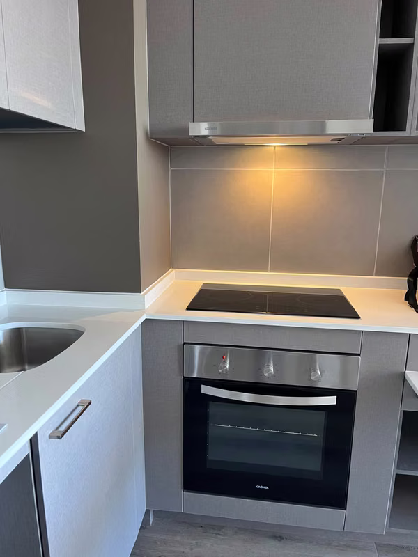 Dpto De Un Habitacion + Un Baño + Estacionamiento + Bodega