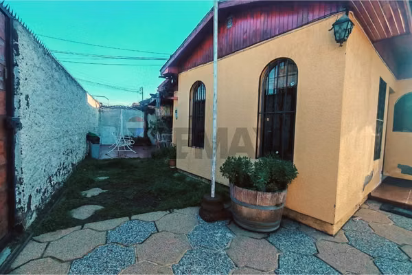 Casa en venta en villa sallustro.