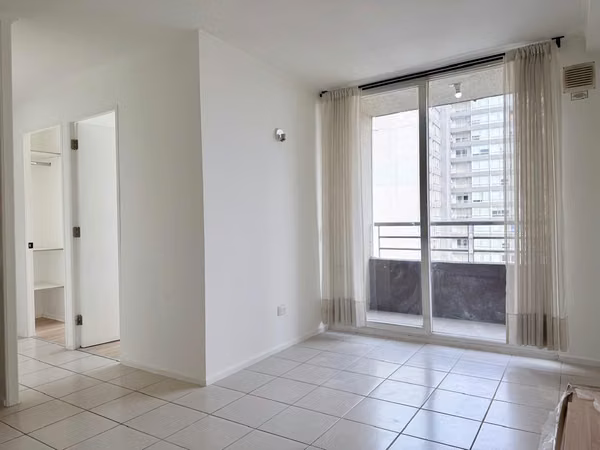 Excelente departamento 3 dormitorios en Venta, Recién remodelado, La Cisterna