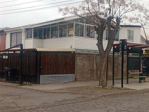 Casa en venta 5D+2B+1EST. en Puente Alto