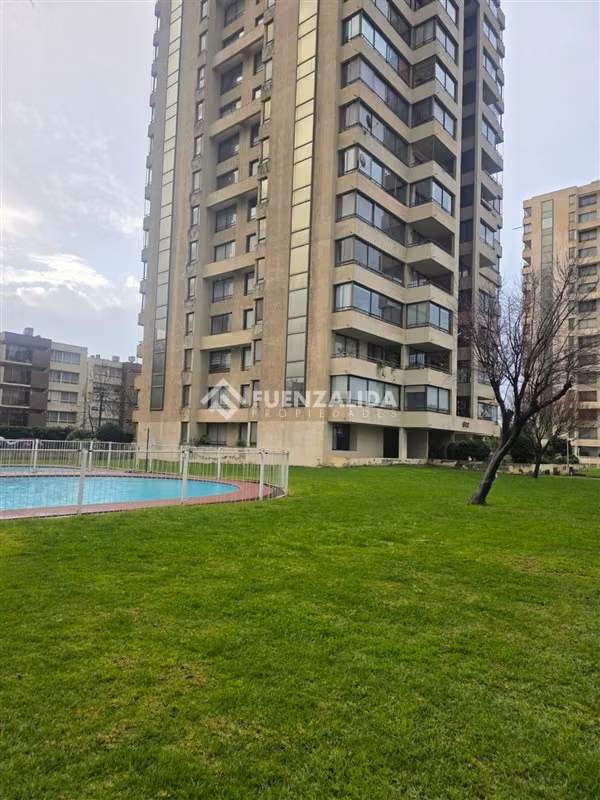 Departamento en arriendo de 3 dorm. en Maipú