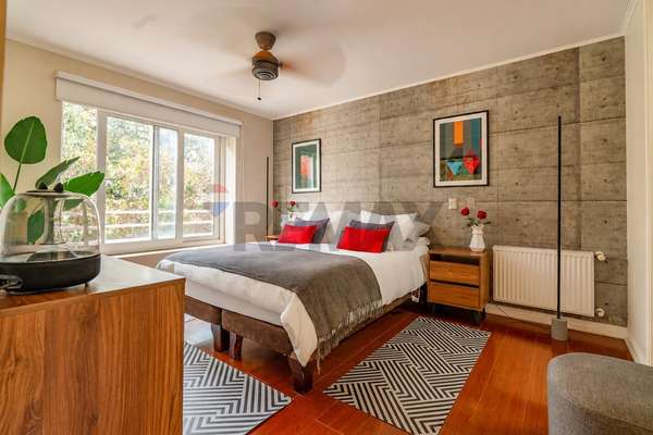 Venta departamento la reina