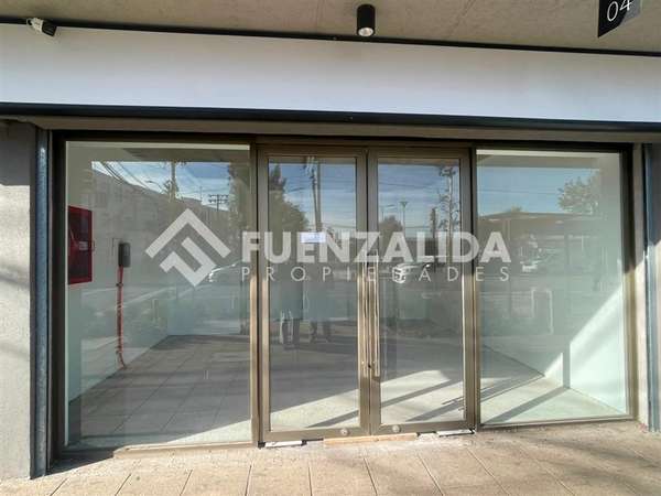 Local Comercial en arriendo, 1 baño, Metro Cerrillos