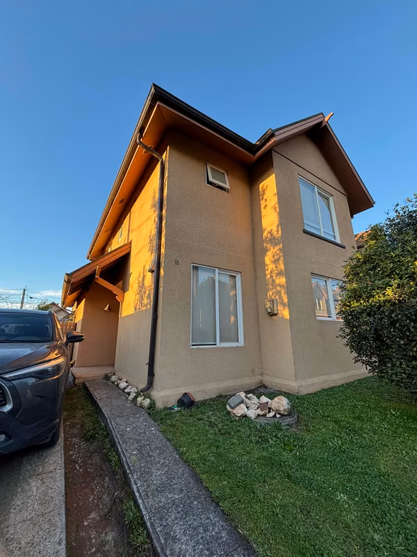 EXCELENTE CASA EN VENTA SECTOR TORREONES, CONCEPCIÓN