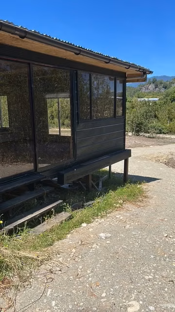 Excelente Parcela con  Casa Sector Metri