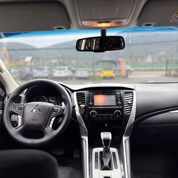 Mitsubishi Montero Sport 3.0 AT 4X2 (2019)