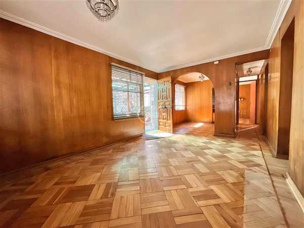 Casa en arriendo de 2 dorm. en La Cisterna