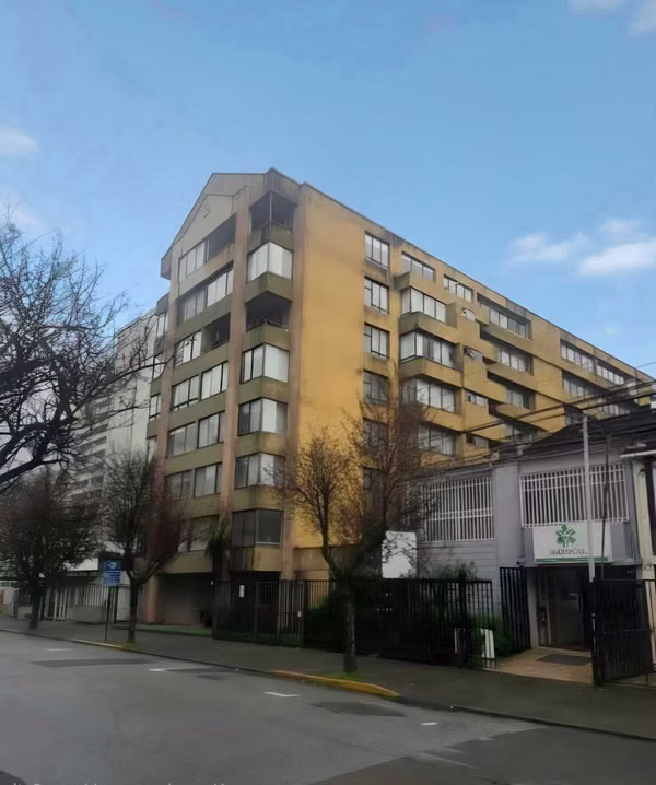 Se ARRIENDA en pleno centro de Concepción (180785)
