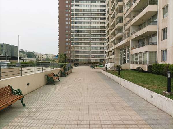 Piso 1. Gran Avenida. Lo Ovalle. Metro Lo Ovalle (180853)