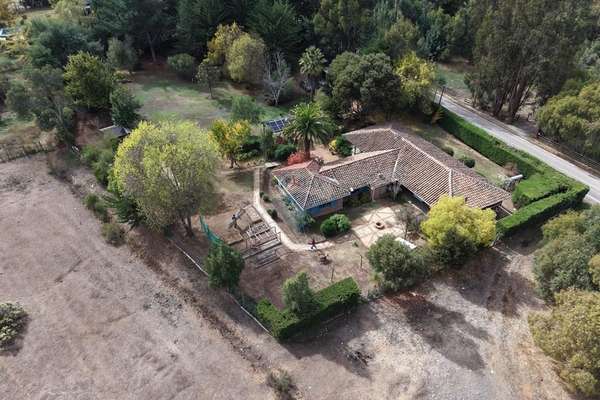 Casa chilena adobe 5d/6b 5.000m2 paredones