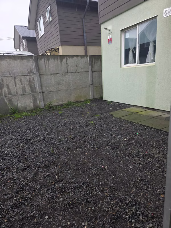 Arriendo Casa con amplios patio y 2 /Estacionami (180876)