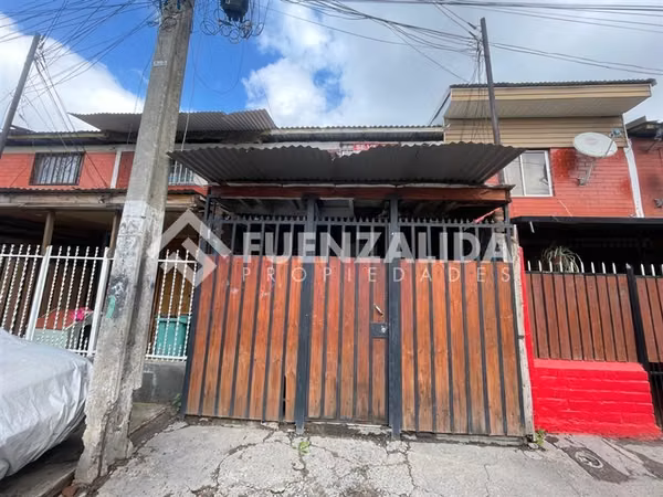 Casa en venta de 3 dorm. en La Pintana
