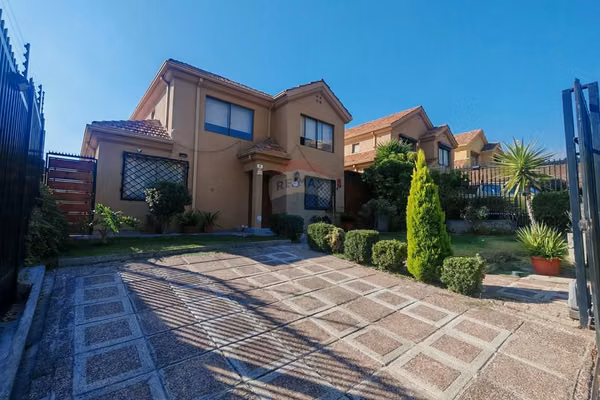 Espectacular casa de 5d+4b