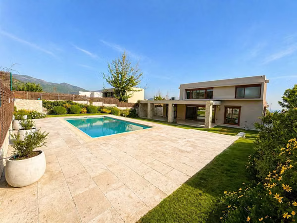 Cond. La Reserva/4 Dormt.(2 Suites)+Servicio (181058)