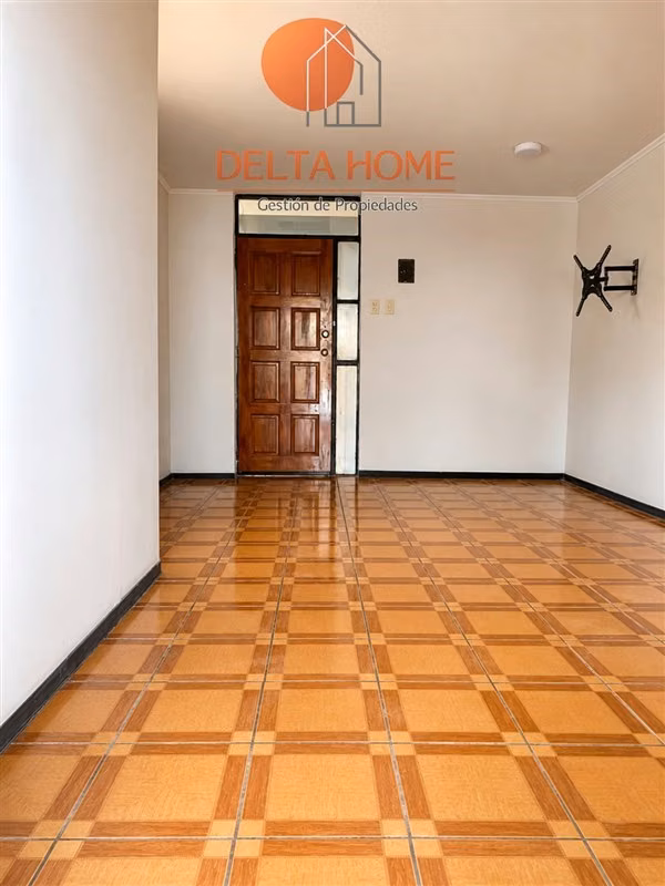 Departamento en venta de 2 dorm. en Lo Prado