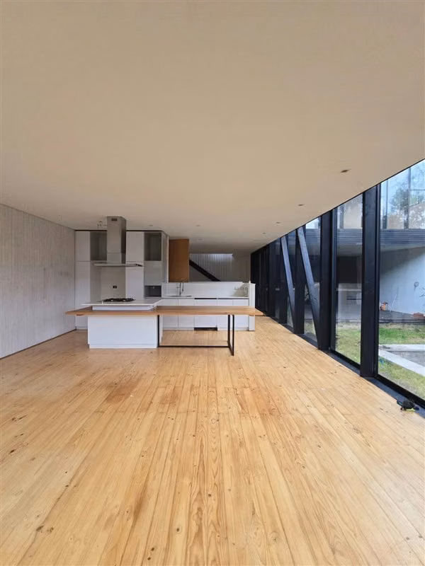 Casa en arriendo de 4 dorm. en Lo Barnechea