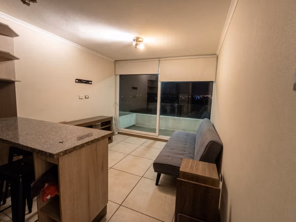 ARRIENDO DEPARTAMENTO 1D 1B semiamoblado + Estacionamiento