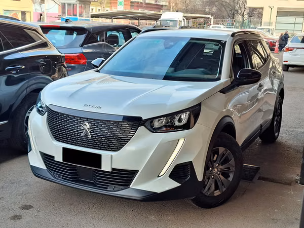 PEUGEOT 2008 2023