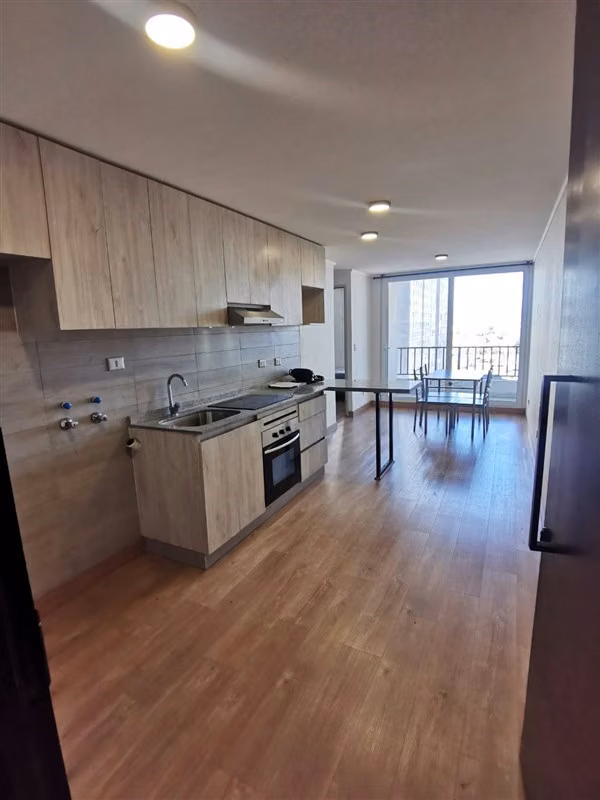 Departamento en arriendo de 2 dorm. en Estación Central