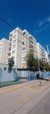 Arriendo Dpto con Estacionamiento Brisas de Kennedy 3