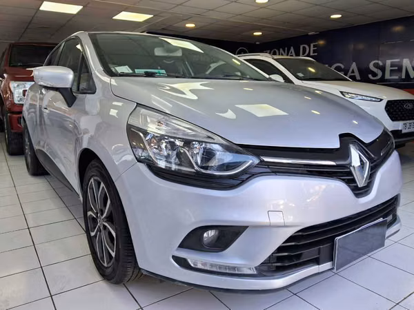 RENAULT CLIO IV 09 HB AUTHENTIQUE E6 F2 MT 2021