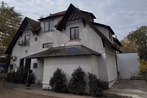 Propiedad comercial de 890 m²  - providencia