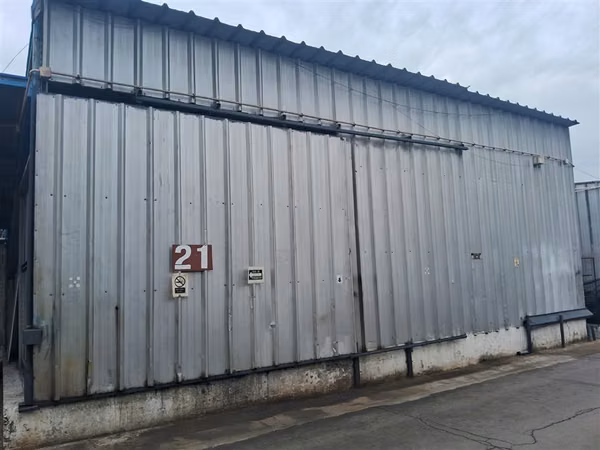 EN ARRIENDO BODEGA-TALLER 70M2-CERRILLOS-METRO CERRILLOS