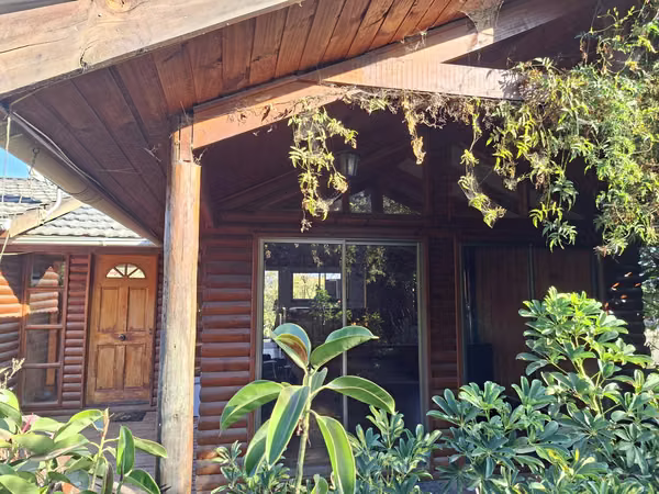 Terreno con Casa de 3 Dormitorios en Olmué