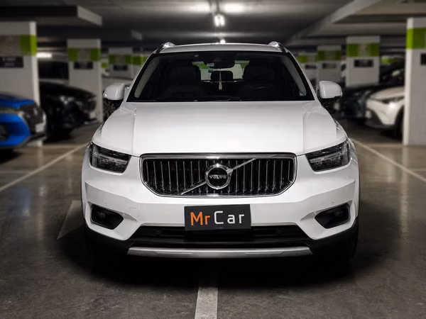 VOLVO XC40 T4 FWD INSCRIPTION - 2022 | 2951