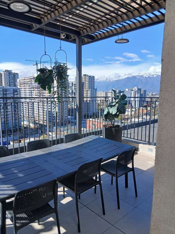 Departamento de 1D y 1B, con terraza a pasos de metro lo Ovalle