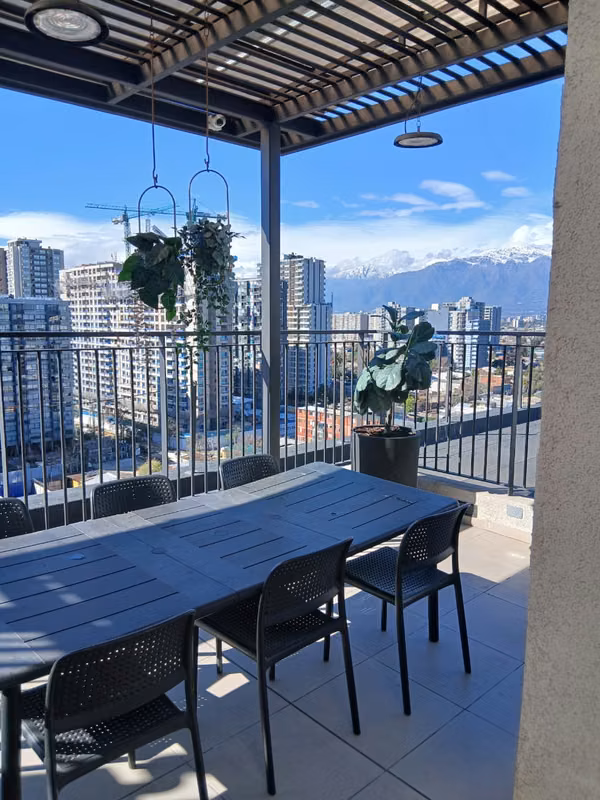 Departamento de 1D y 1B, con terraza a pasos de metro lo Ovalle