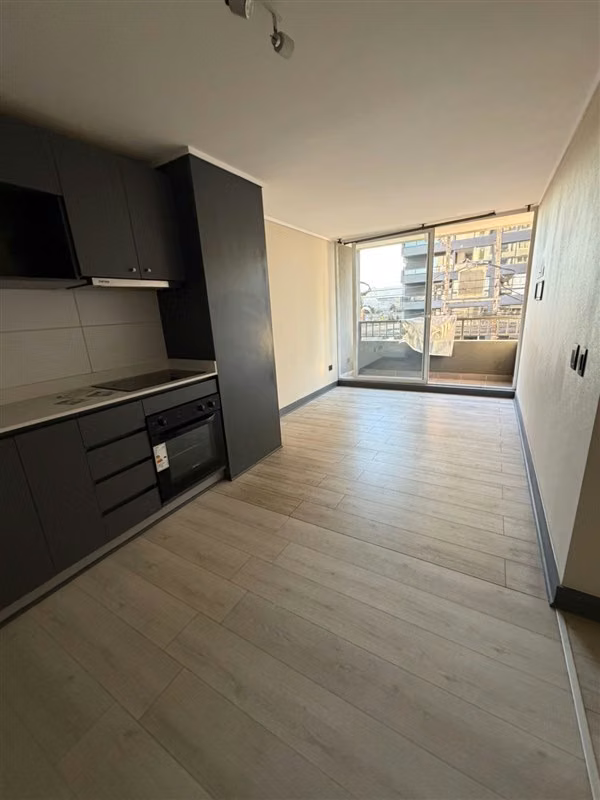 Gran oportunidad depto 2 dorm cerca de mall Portal Ñuñoa.