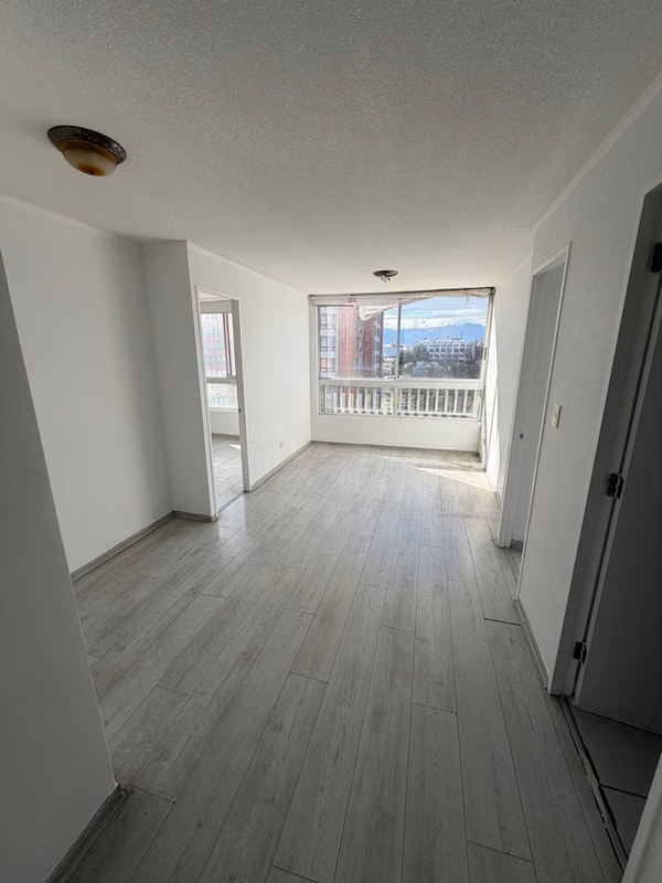 Arriendo depto. tipo mariposa Barros Arana 653