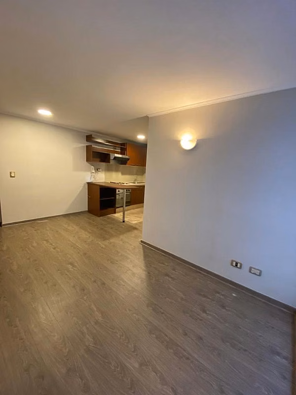 DPTO EN ARRIENDO SAN PABLO 1503 -2D+1B METRO SANTA