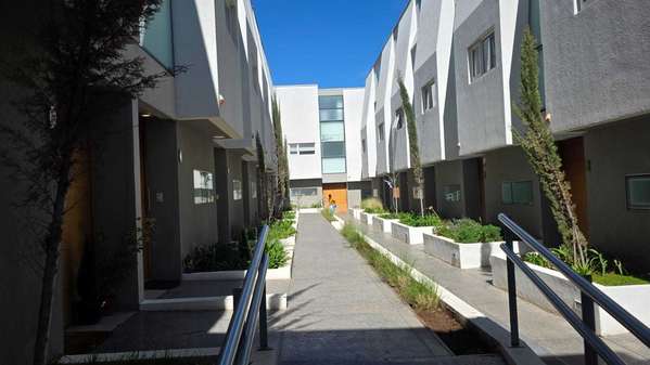 Townhouse en venta Plazoleta Tres/Peñalolen (181314)