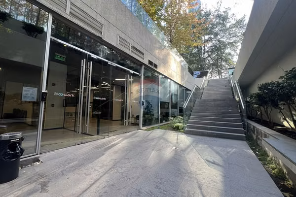 Oficina premium 880 m² en las condes lista ya