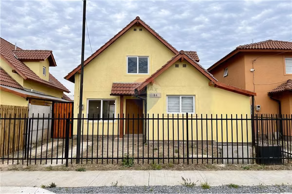 Casa en barrio nuevo - machalí