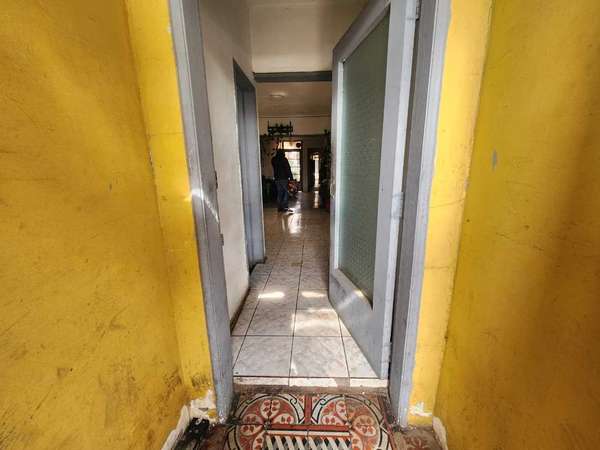 Casa en Venta, Con departamento interior (181315)