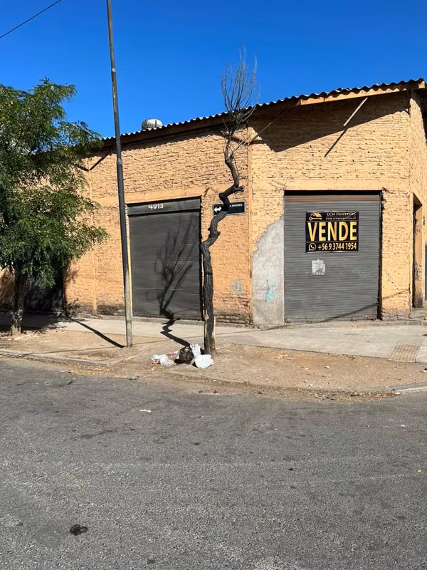 “Gran Bodega con 2 casas” (181336)