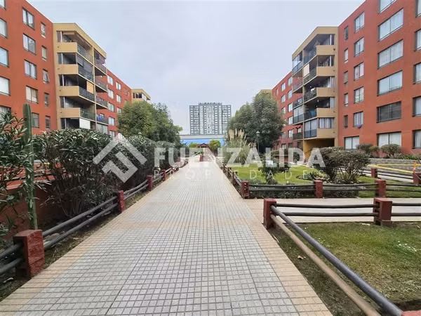 Departamento en arriendo de 3 dorm. en San Miguel
