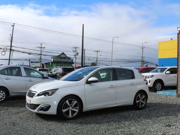 PEUGEOT 308 FELINE BLUEHDI 1.6 AT 2017