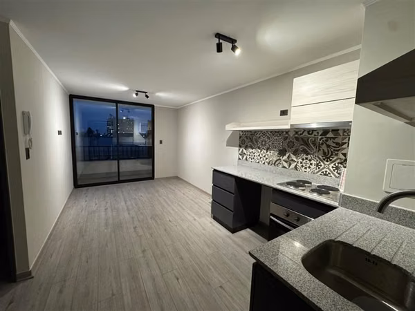 TusCorredores arrienda depto nuevo cercano Metro La Cisterna