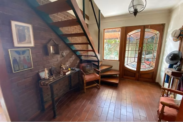Casa en las condes. ¡especial para remodelar!